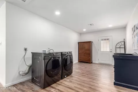 624 E Laguna Dr, Tempe, AZ 85282 photo 9