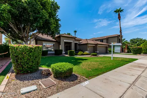6793 W Angela Dr, Glendale, AZ 85308