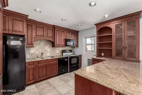 16 E Del Rio Dr, Tempe, AZ 85282 photo 3