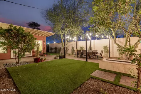 1513 W Mitchell Dr, Phoenix, AZ 85015