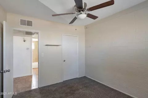Bedroom - 918 E Dunlap Ave #1-2, Phoenix, AZ 85020 photo 3 of 3