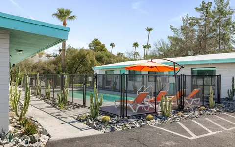 7440 E Cave Creek Rd, Carefree, AZ 85377