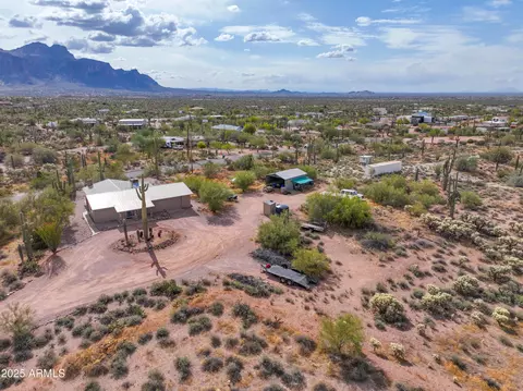 View/Area - 1325 E Tonto St, Apache Junction, AZ 85119 photo 6 of 20