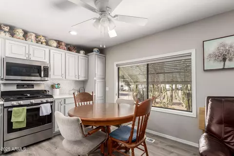 601 S Pinal Dr, Apache Junction, AZ 85120 photo 6