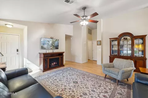 2123 E Catclaw St, Gilbert, AZ 85296 photo 4