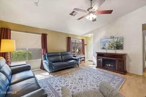 2123 E Catclaw St, Gilbert, AZ 85296 photo 5