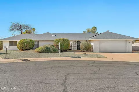 9309 W Buckhorn Ct, Sun City, AZ 85373
