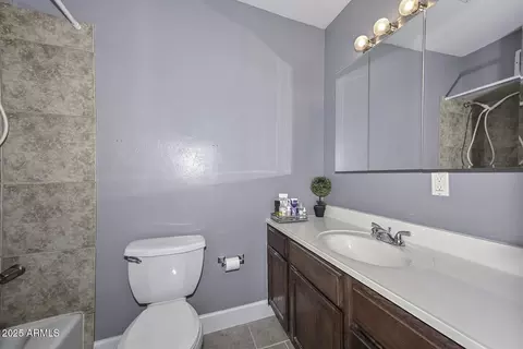 2307 E Chipman Rd, Phoenix, AZ 85040 photo 11