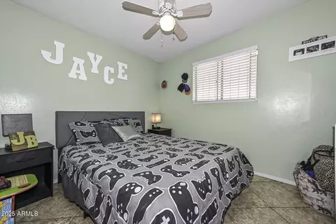 2307 E Chipman Rd, Phoenix, AZ 85040 photo 9