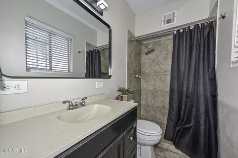 2307 E Chipman Rd, Phoenix, AZ 85040 photo 13