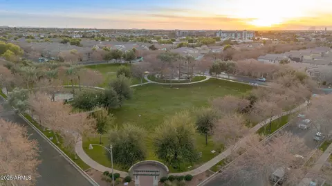 3502 E Liberty Ln, Gilbert, AZ 85296 photo 31
