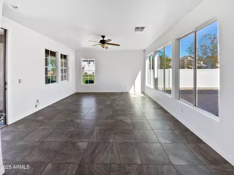 10418 E Nopal Ave, Mesa, AZ 85209 photo 3