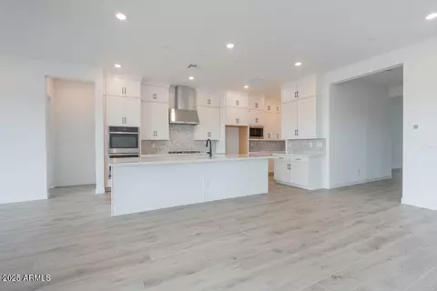 1246 E Penedes Dr, Gilbert, AZ 85298 photo 5