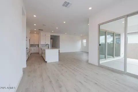 1246 E Penedes Dr, Gilbert, AZ 85298 photo 9