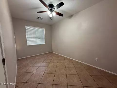 1024 E Mohawk Dr, Phoenix, AZ 85024 photo 4
