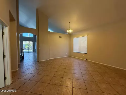 1024 E Mohawk Dr, Phoenix, AZ 85024 photo 2