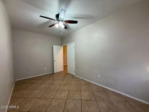1024 E Mohawk Dr, Phoenix, AZ 85024 photo 5