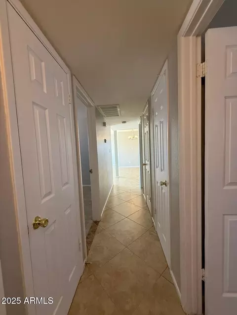 Entry Way - 1461 E Flossmoor Ave, Mesa, AZ 85204 photo 2 of 2