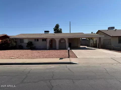 1461 E Flossmoor Ave, Mesa, AZ 85204