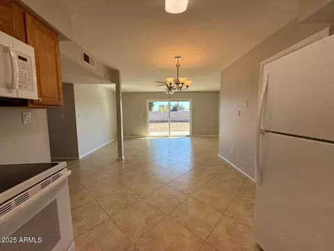 Living - 1461 E Flossmoor Ave, Mesa, AZ 85204 photo 2 of 2