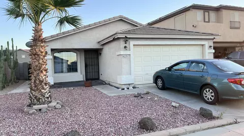 6221 W Raymond St, Phoenix, AZ 85043
