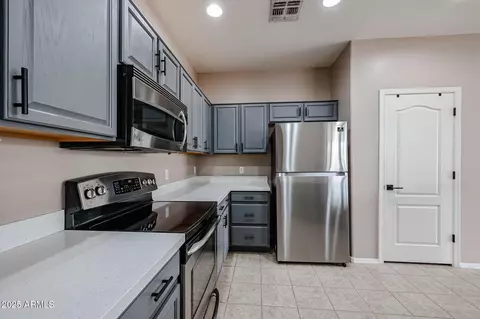 Kitchen - 5415 E Mckellips Rd #104, Mesa, AZ 85215 photo 4 of 4