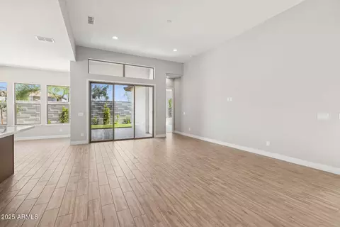 1948 W Rowel Rd, Phoenix, AZ 85085 photo 2