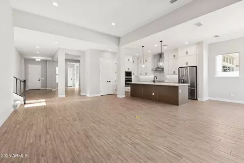 1948 W Rowel Rd, Phoenix, AZ 85085 photo 3