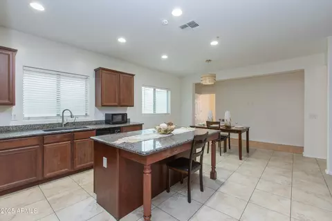 2315 W Kachina Trl, Phoenix, AZ 85041