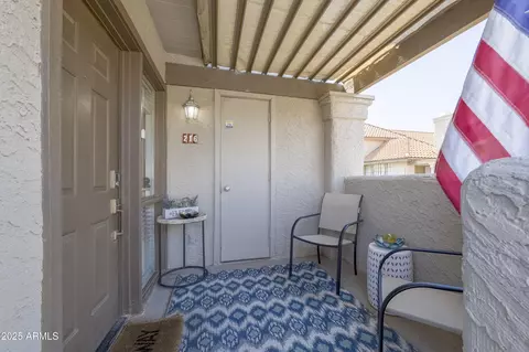 1211 N Miller Rd #216, Scottsdale, AZ 85257