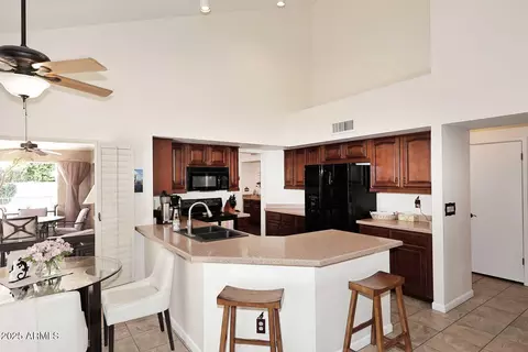 9230 N 101st St, Scottsdale, AZ 85258