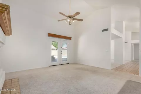 930 E Citation Ln, Tempe, AZ 85284 photo 15