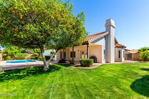 930 E Citation Ln, Tempe, AZ 85284