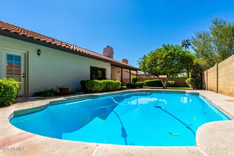 930 E Citation Ln, Tempe, AZ 85284 photo 29