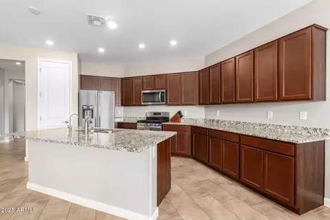 Kitchen - 2831 W Carson Rd, Phoenix, AZ 85041 photo 1 of 1