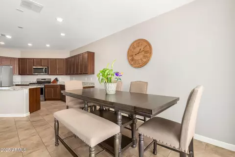 Dining - 2831 W Carson Rd, Phoenix, AZ 85041 photo 2 of 2