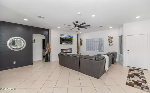4115 S 75th Dr, Phoenix, AZ 85043 photo 7