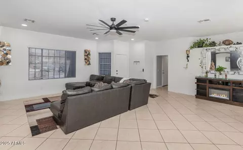 4115 S 75th Dr, Phoenix, AZ 85043 photo 10