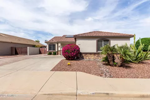 18132 W Port Royale Ln, Surprise, AZ 85388