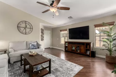 2169 E Gillcrest Rd, Gilbert, AZ 85298 photo 9