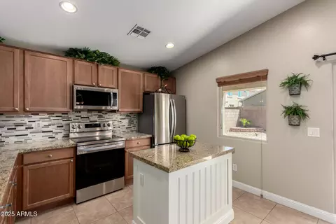 2169 E Gillcrest Rd, Gilbert, AZ 85298 photo 27