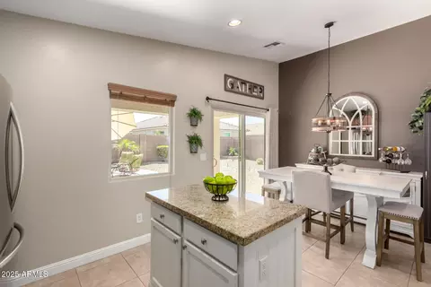 2169 E Gillcrest Rd, Gilbert, AZ 85298 photo 17