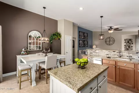 2169 E Gillcrest Rd, Gilbert, AZ 85298 photo 7