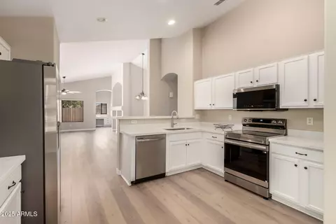 Kitchen - 3871 E Ironhorse Rd, Gilbert, AZ 85297 photo 1 of 3