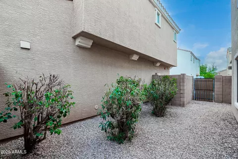 Exterior - 1854 S Seton Ave, Gilbert, AZ 85295 photo 5 of 7