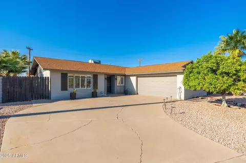 8656 E Plaza Ave, Scottsdale, AZ 85250