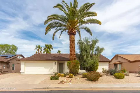 4038 E Wescott Dr, Phoenix, AZ 85050