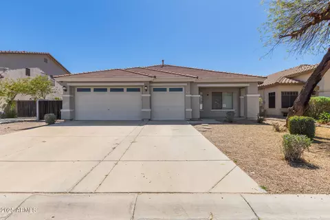 889 E Harold Dr, San Tan Valley, AZ 85140