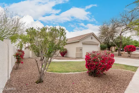 4052 S Summer Ct, Gilbert, AZ 85297 photo 3