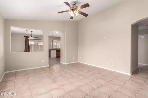 4052 S Summer Ct, Gilbert, AZ 85297 photo 9